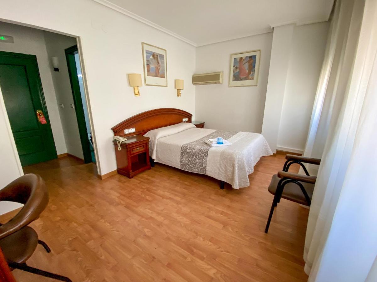 Hotel Cardinal Албасете Екстериор снимка
