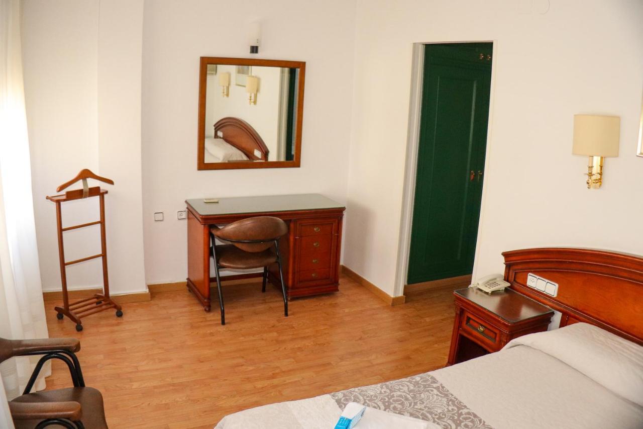 Hotel Cardinal Албасете Екстериор снимка
