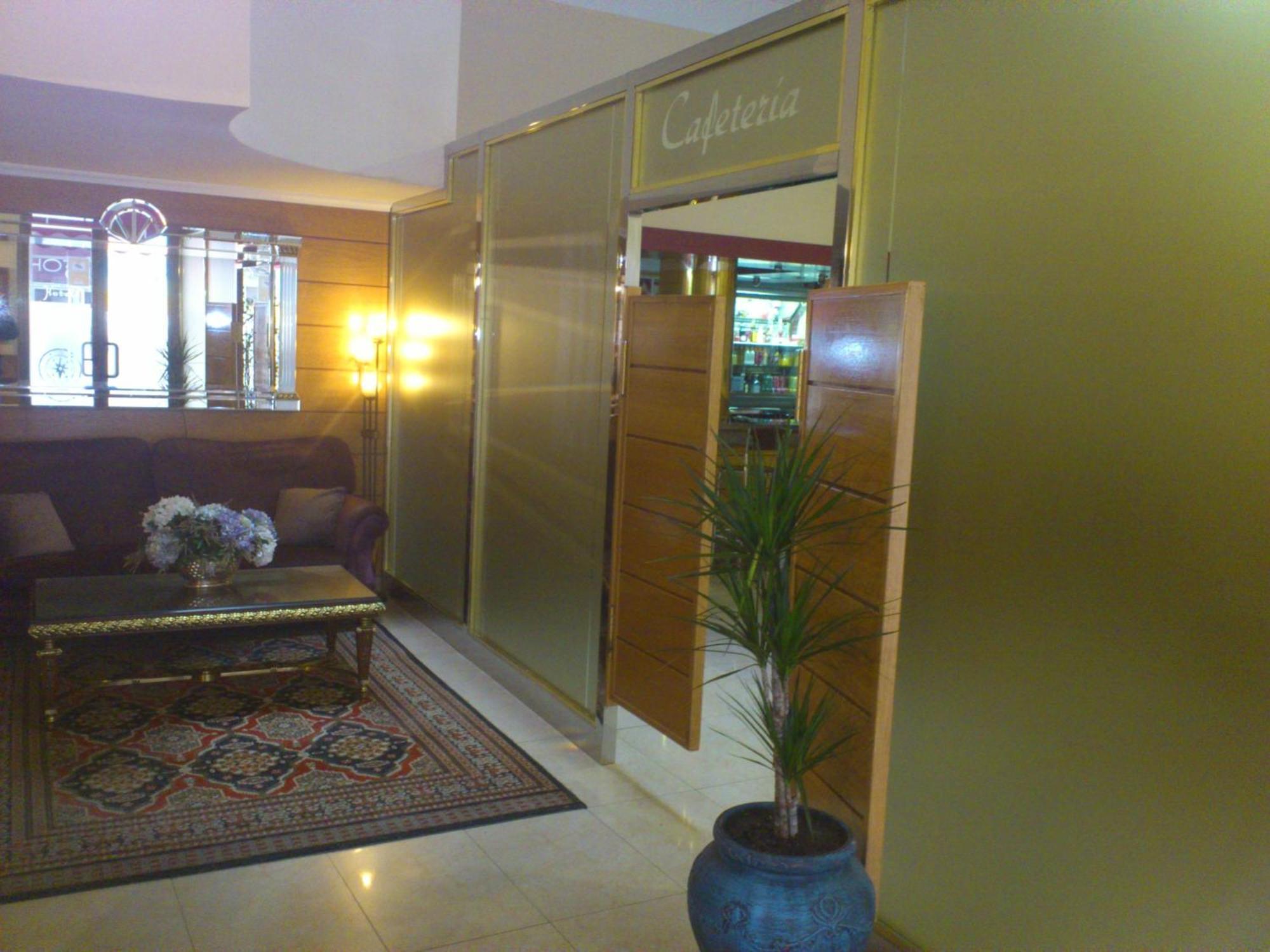 Hotel Cardinal Албасете Екстериор снимка